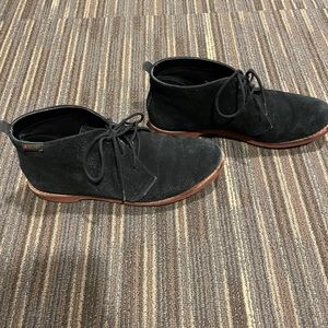 Black lil flat booties